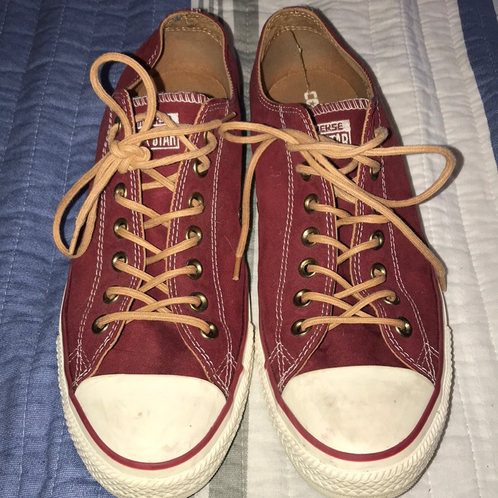 Men’s Red Converse